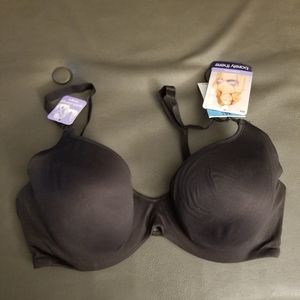 NWT Barely there bra 36C